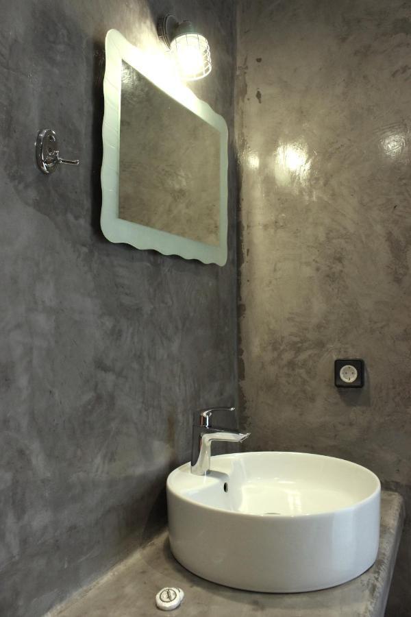 White Lily Suites & Lofts - Adults Only 16 Plus เปริโวลอส ภายนอก รูปภาพ